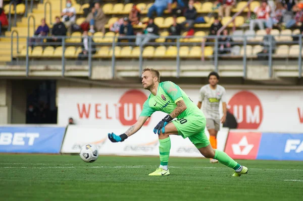 Zaporizhzhya Ukraine September 2020 Mykyta Shevchenko Goalkeeper Action Football Match — Stock Photo, Image