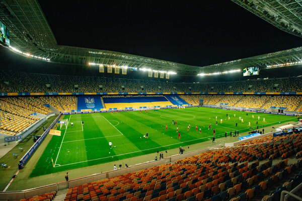 Львов, Украина - 3 сентября 2020 года: Стадион "Львов Арена" во время футбольного матча Лиги наций УЕФА Украина - Швейцария