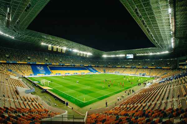 Львов, Украина - 3 сентября 2020 года: Стадион "Львов Арена" во время футбольного матча Лиги наций УЕФА Украина - Швейцария