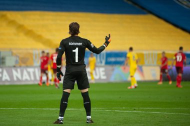 Lviv, Ukrayna - 03 Eylül 2020: UEFA Uluslar Ligi 'nin İsviçre' ye karşı oynadığı futbol karşılaşmasında Yann Sommer