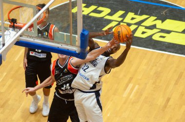 KHARKIV, UKRAINE - 9 Ekim 2020: Ukrayna Basketbol Süper Ligi maçı. Kharkivski Sokoly - Çerkaski Mavpy