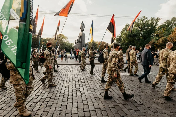 Kharkiv Ucrania Octubre 2020 Miembros Organizaciones Nacionalistas Veteranos Ucranianos Guerra —  Fotos de Stock