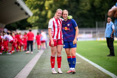 COLOGNE, GERMANY - 6 Eylül 2025 Google Pixel Women Bundesliga 1.FC Koeln Frauen-RB Leipzig Frauen maçı Franz Kremer Stadyumu 'nda.