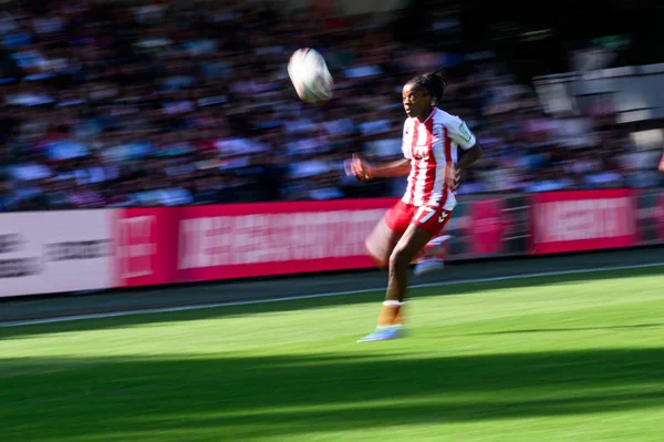 COLOGNE, GERMANY - 6 Eylül 2025 Google Pixel Women Bundesliga 1.FC Koeln Frauen-RB Leipzig Frauen maçı Franz Kremer Stadyumu 'nda.