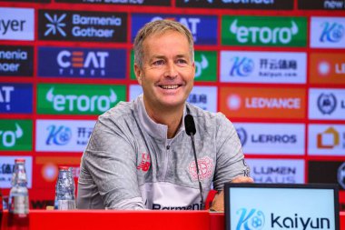 LEVERKUSEN, GERMANY - 10 Eylül 2025: Kasper Hjulmand - Bayarena 'da basın toplantısı.