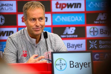 LEVERKUSEN, GERMANY - 10 Eylül 2025: Kasper Hjulmand - Bayarena 'da basın toplantısı.