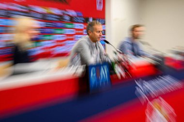 LEVERKUSEN, GERMANY - 10 Eylül 2025: Kasper Hjulmand - Bayarena 'da basın toplantısı.