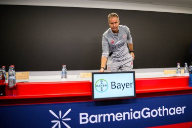 LEVERKUSEN, GERMANY - 10 Eylül 2025: Kasper Hjulmand - Bayarena 'da basın toplantısı.