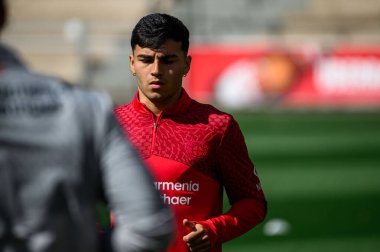 LEVERKUSEN, ALMANY - 10 Eylül 2025: Alejo Sarco - Bayer 04 Leverkusen Bayarena 'da Uygulama.