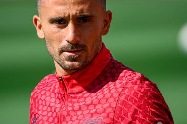 LEVERKUSEN, ALMANY - 10 Eylül 2025: Aleix Garcia - Bayer 04 Leverkusen Bayarena 'da Uygulama.