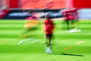 LEVERKUSEN, ALMANY - 10 Eylül 2025: Bayer 04 Leverkusen 'i Bayarena' da uygula.