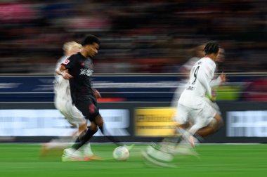 LEVERKUSEN, GERMANY - 12 EYLÜL 2025: - Bayena 'da Bundesliga maçı Bayer 04 Leverkusen-SG Eintracht Frankfurt. 