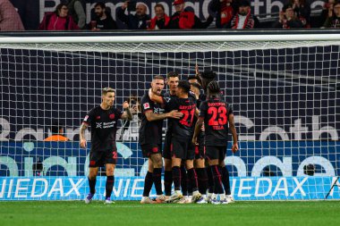 LEVERKUSEN, GERMANY - 12 EYLÜL, 2025: Patrik Schick, kutlamalar - Bayer 04 Leverkusen 'e karşı SG Eintracht Frankfurt Bayarena' da yapılan Bundesliga maçı. 