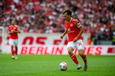 Mainz, Almanya - 13 Eylül 2025: William Boving - Bundesliga maçı 1. FSV Mainz 05, Mewa Arena 'da RB Leipzig' e karşı. 