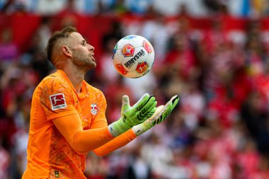 Mainz, Almanya - 13 Eylül 2025: Peter Gulacsi - Bundesliga maçı 1. FSV Mainz 05, Mewa Arena 'da RB Leipzig' e karşı. 