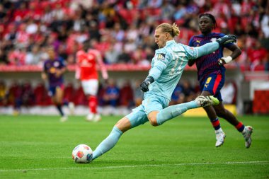 MAINZ, Almanya - 13 Eylül 2025: Robin Zentner - Bundesliga maçı 1. FSV Mainz 05, Mewa Arena 'da RB Leipzig' e karşı. 
