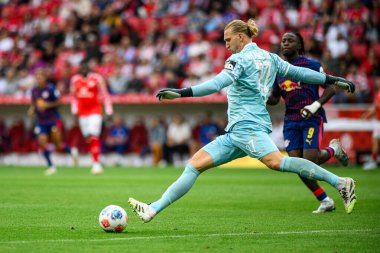 MAINZ, Almanya - 13 Eylül 2025: Robin Zentner - Bundesliga maçı 1. FSV Mainz 05, Mewa Arena 'da RB Leipzig' e karşı. 