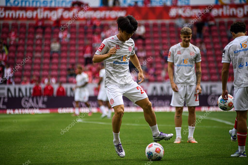 MAINZ, GERMANY - 13 SEPTEMBER, 2025: SOTA KAWASAKI - The Bundesliga match 1. FSV Mainz 05 vs RB Leipzig at Mewa Arena.