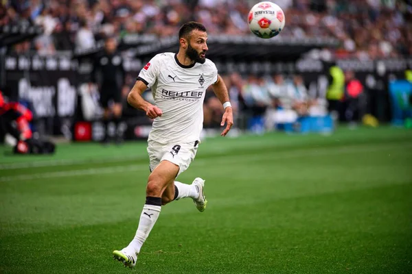 MOENCHENGLADBACH, GERMANY - 14 Eylül 2025: Franck Honorat - Bundesliga Borussia Moenchengladbach futbol maçı Borussia Park 'ta SV Werder Bremen' e karşı.