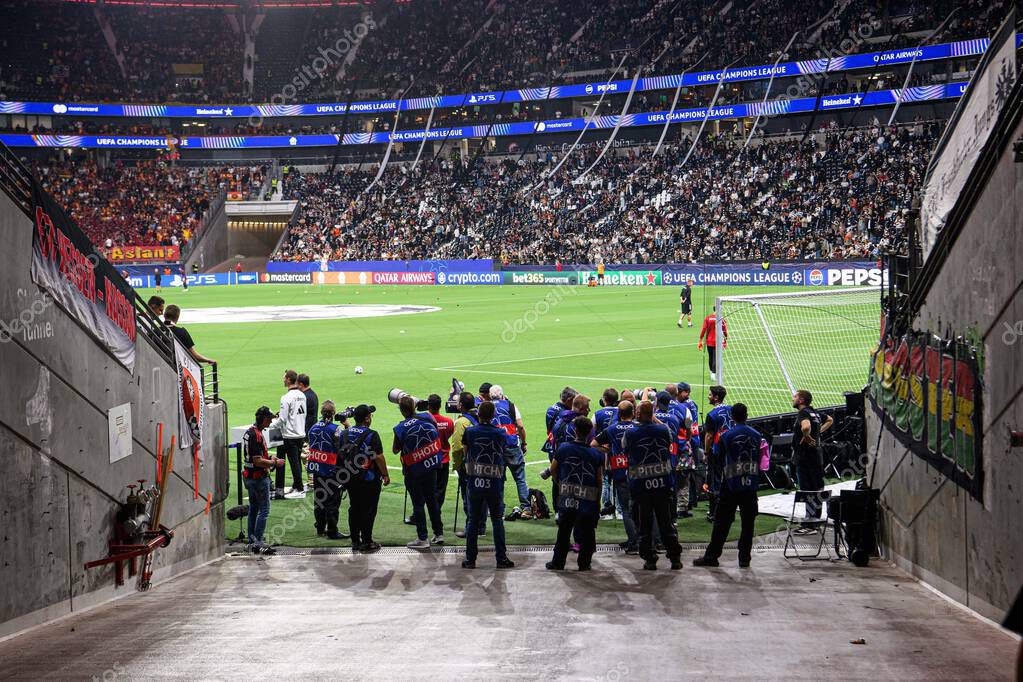 FRANKFURT, GERMANY - 18 SEPTEMBER, 2025:  - The match UEFA Champions League Eintracht Frankfurt v Galatasaray A.S. at Deutsche Bank Park.