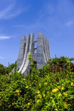 Accra, Gana - 11 Nisan 2018: Çarpıcı mermer Kwame Nkrumah Türbesi, kurucu babası ve ilk güzel Memorial Park Accra Gana Cumhurbaşkanı