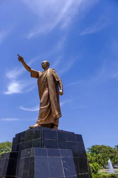 Аккра Гана Апреля 2018 Года Прекрасная Золотая Бронзовая Статуя Кваме — стоковое фото