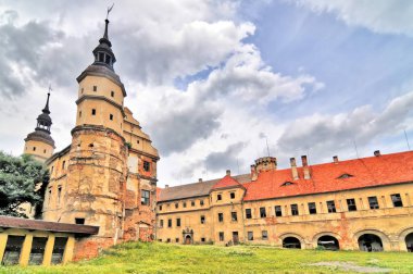      Gogwek, Polonya 'daki Oppersdorff Kalesi                          