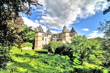 Polonya, Czartoryski prenseslerine ait Gouchw 'daki Rönesans Kalesi.