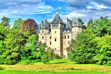  Polonya, Czartoryski prenseslerine ait Gouchw 'daki Rönesans Kalesi.                              