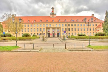 Polonya 'nın Koszalin kentindeki İl Ofisi Binası