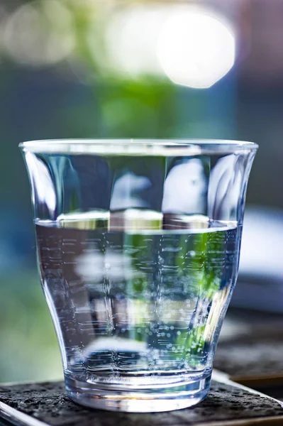 Lassen Sie Uns Wertvolles Wasser Schätzen — Stockfoto