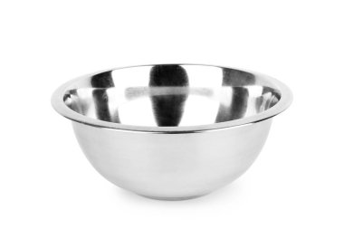 Metal kase beyaz arkaplanda izole