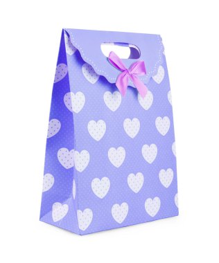 Kırmızı kurdeleli eski bir hediye kutusu, beyaz üzerine izole edilmiş.