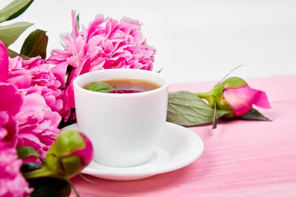 Bouquet Peony Flowers Pink Backgroun Cup Coffee Copy Space Good — Stock Photo, Image