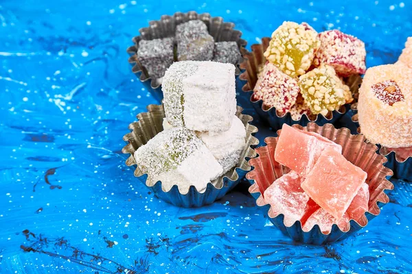 Conjunto Diversas Delicias Turcas Tazón Plata Tradicional Sobre Fondo Azul — Foto de Stock