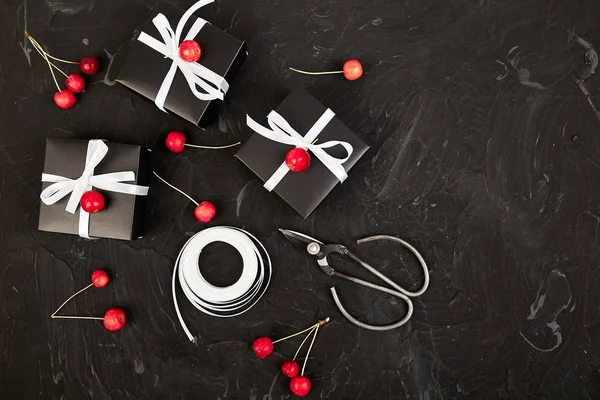 Envolver Regalos Modernos Navidad Cumpleaños Cajas Regalo Color Blanco Negro — Foto de Stock