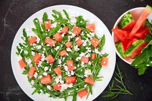 Salade Pastèque Fraîche Été Avec Fromage Feta Roquette Sur Fond — Photo