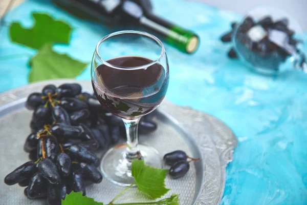 Red Wine Concept Bottle Glass Grapes Silver Tray Blue Background — Stock Photo, Image