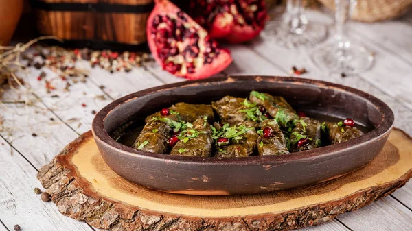 Cocina Tradicional Georgiana Armenia Plato Dolma Rollos Col Hojas Uva — Foto de Stock