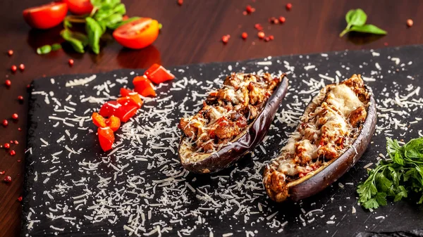 Cucina Portoghese Melanzane Forno Con Funghi Carne Verdure Parmigiano Copia — Foto Stock