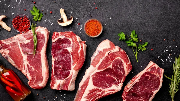 Meat Raw Steak Lies Black Background Side View Copy Space — Stock Photo, Image