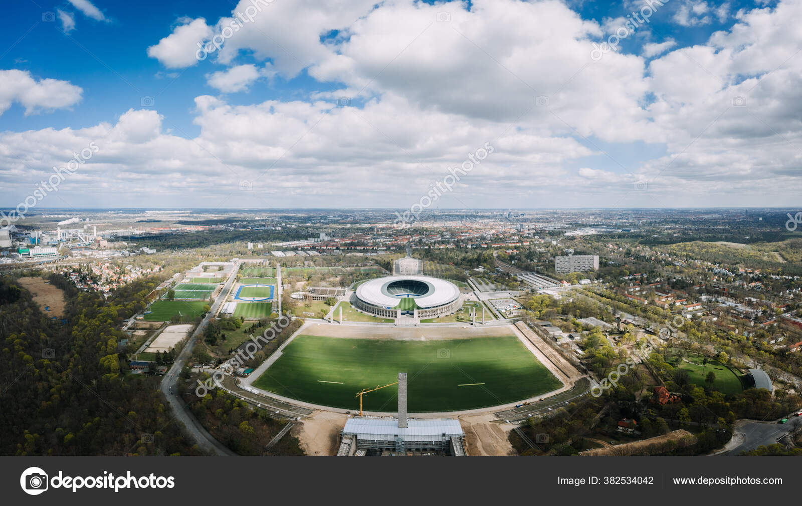 Paysage Urbain Aerien D Photo De Berlin En Allemagne Image Libre De Droit Par Whatslove C
