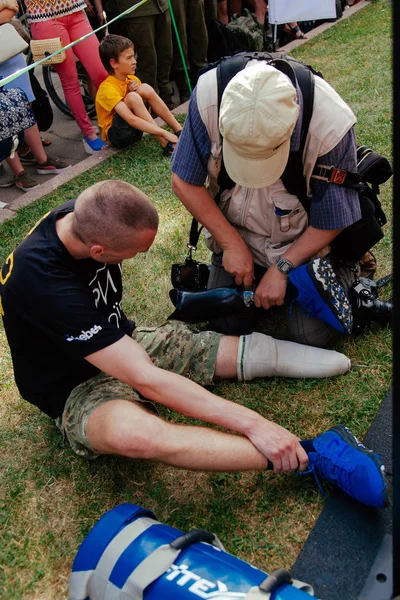 markası altında adı 