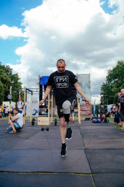 markası altında adı 