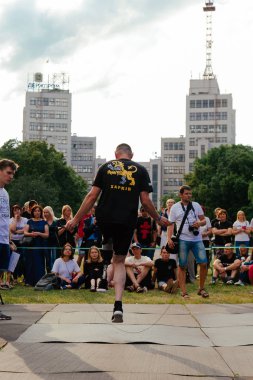 markası altında adı 