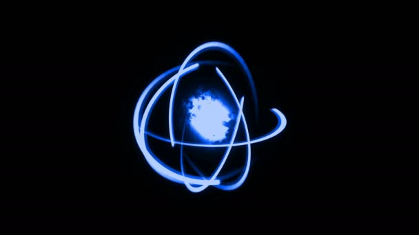 3D рендеринг атома, светящейся ядерной модели, молекулярной структуры со следами атомов и электронов. Физический фон — стоковое видео