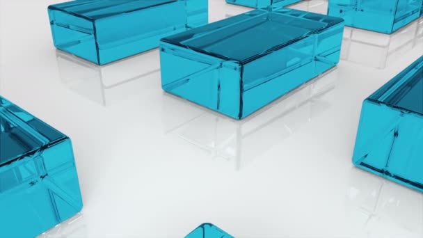 Viele Glaswürfel oder Eiswürfel sind auf flacher Oberfläche, 3D-Render, computergenerierte industrielle Kulisse — Stockvideo