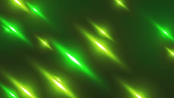 Strålar av ljus av olika färger blinka slumpmässigt på en mörk. Datorgenererad bakgrund 3D-rendering — Stockvideo