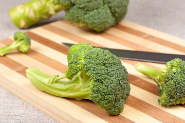 Taze ve sağlıklı organik brokoli.