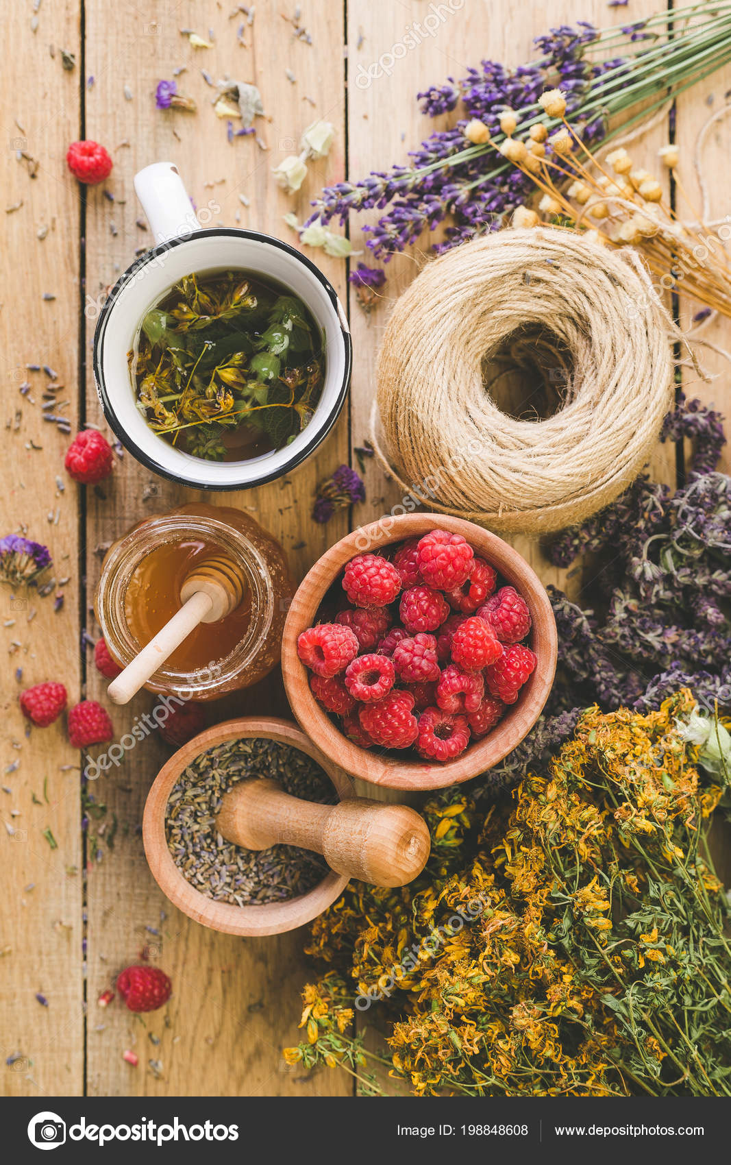 Rosehip decoction - a cure from nature Rosehip decoction - a cure from nature